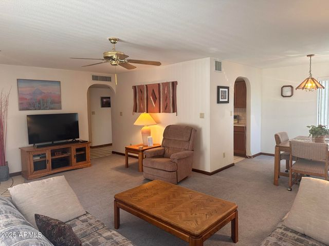 16615 E GUNSIGHT Drive 108, Fountain Hills, AZ 85268