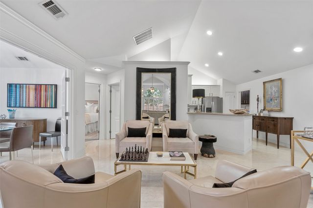 3100 Camellia Rose Drive 110, Fort Worth, TX 76116