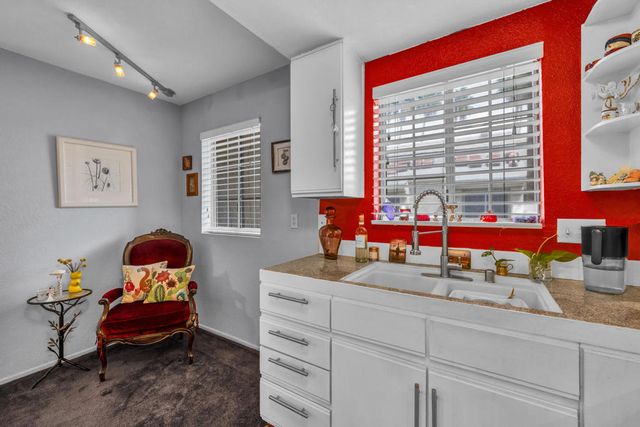 2700 Lawrence Crossley Road 63, Palm Springs, CA 92264