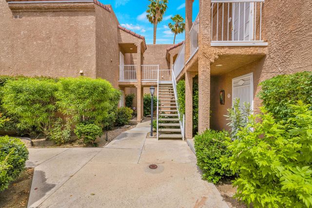 2700 Lawrence Crossley Road 63, Palm Springs, CA 92264
