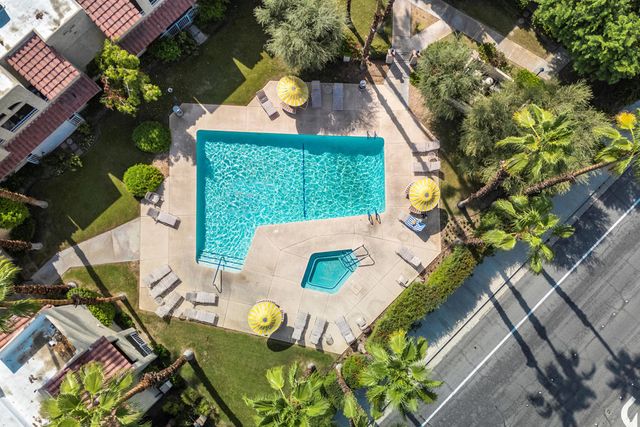 2700 Lawrence Crossley Road 63, Palm Springs, CA 92264