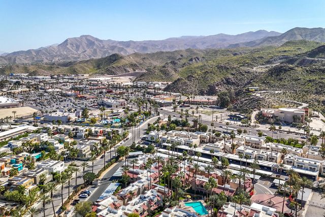 2700 Lawrence Crossley Road 63, Palm Springs, CA 92264