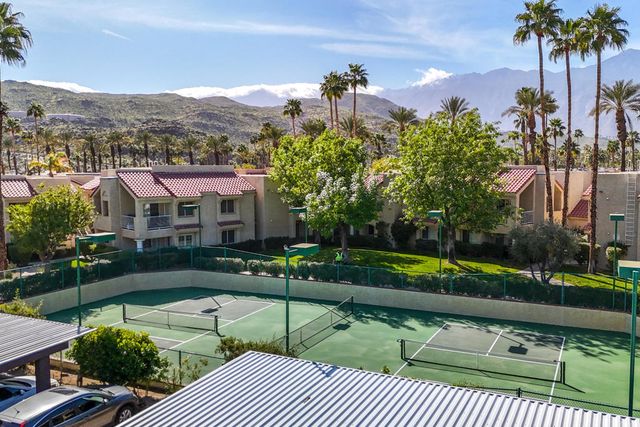 2700 Lawrence Crossley Road 63, Palm Springs, CA 92264