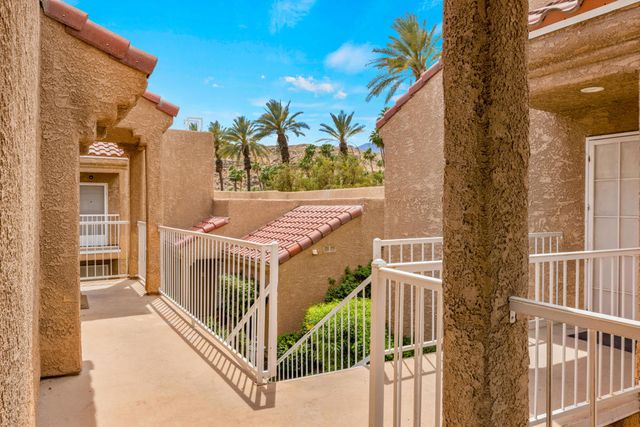 2700 Lawrence Crossley Road 63, Palm Springs, CA 92264