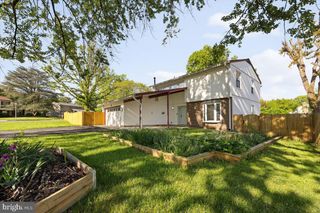 11 MILLCREST COURT, Derwood, MD 20855