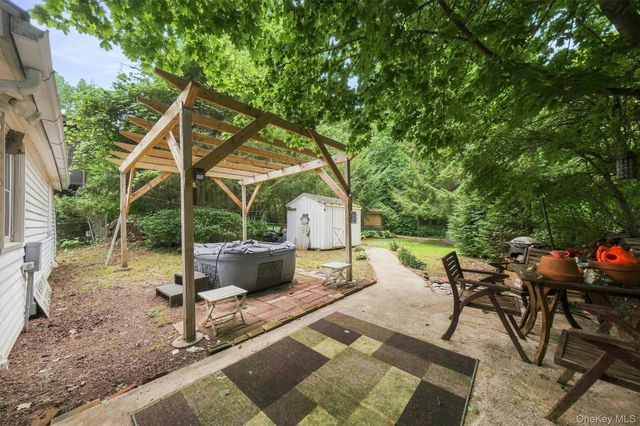 1555 Route 292, Holmes, NY 12531
