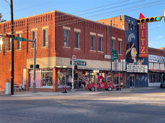 300 NW 13th Street, Mineral Wells, TX 76067