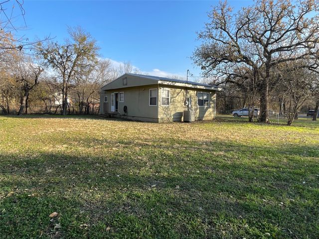 300 NW 13th Street, Mineral Wells, TX 76067