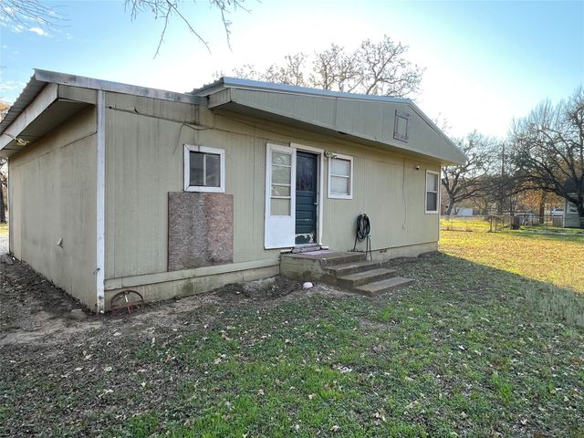 300 NW 13th Street, Mineral Wells, TX 76067