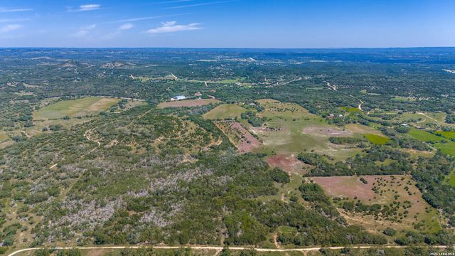 1717 W FM 473, Spring Branch, TX 78070