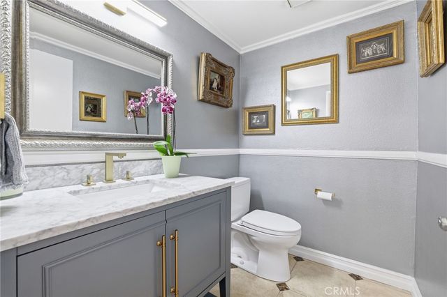 7505 Bobbyboyar Avenue, West Hills, CA 91304