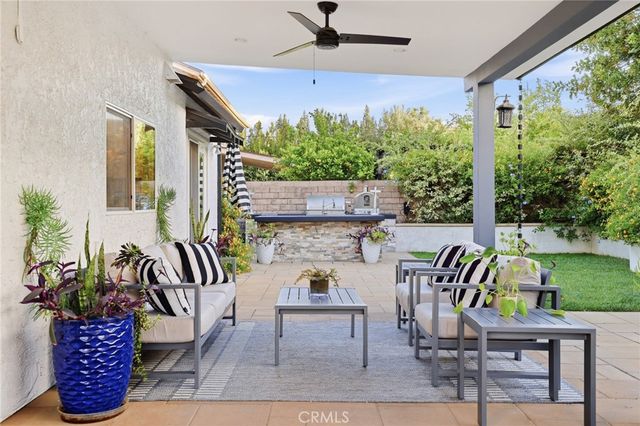 7505 Bobbyboyar Avenue, West Hills, CA 91304