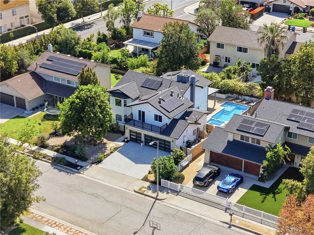 7505 Bobbyboyar Avenue, West Hills, CA 91304