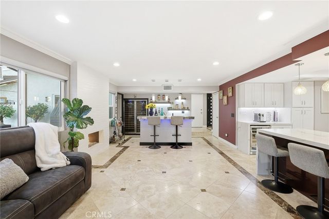 7505 Bobbyboyar Avenue, West Hills, CA 91304