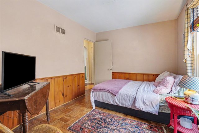 2006 Centerridge Road, Kalamazoo, MI 49008