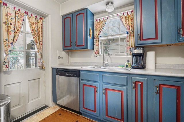 2006 Centerridge Road, Kalamazoo, MI 49008