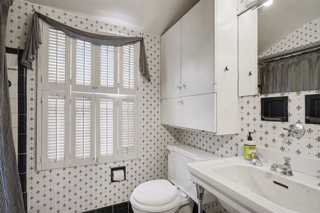 2006 Centerridge Road, Kalamazoo, MI 49008