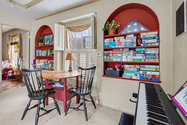 2006 Centerridge Road, Kalamazoo, MI 49008