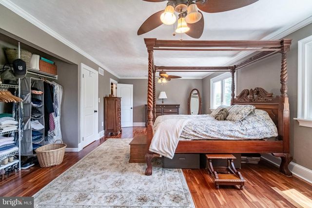 49 WILLOW CREEK RD, Wrightsville, PA 17368