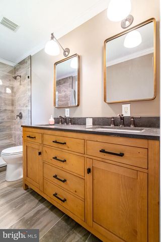 49 WILLOW CREEK RD, Wrightsville, PA 17368