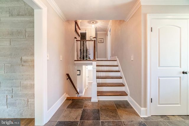 49 WILLOW CREEK RD, Wrightsville, PA 17368