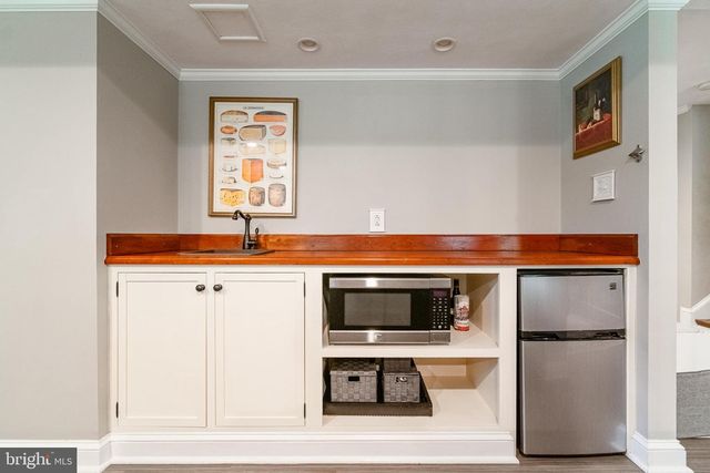49 WILLOW CREEK RD, Wrightsville, PA 17368