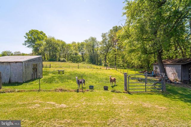 49 WILLOW CREEK RD, Wrightsville, PA 17368