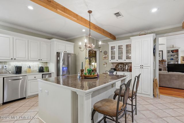 610 Abbots Lane, Ridgeland, MS 39157