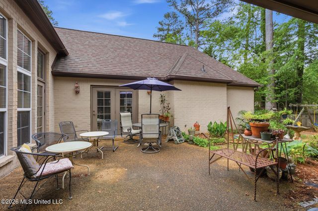 610 Abbots Lane, Ridgeland, MS 39157