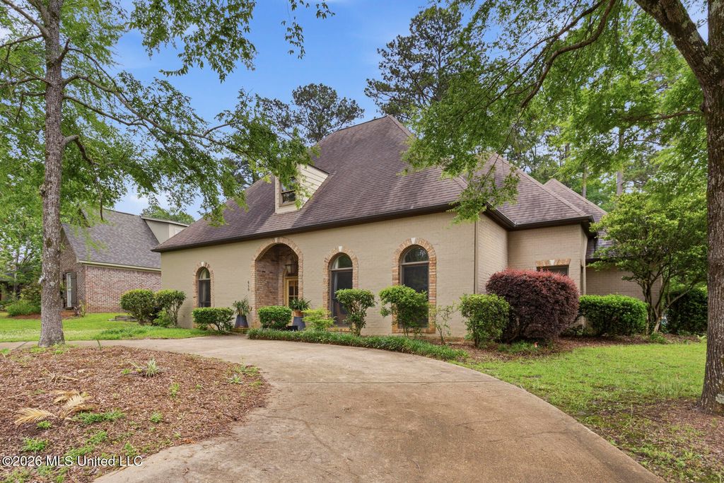 610 Abbots Lane, Ridgeland, MS 39157