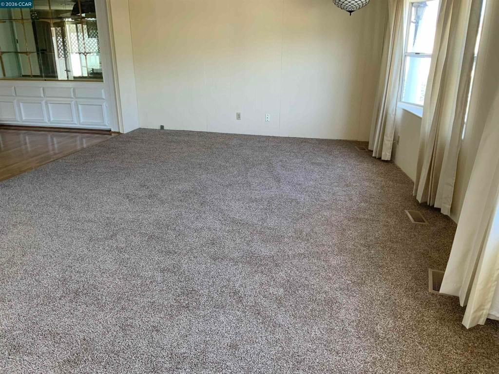 Image 3 of property listing at 268 268 Coral Dr., Pittsburg, CA 94565