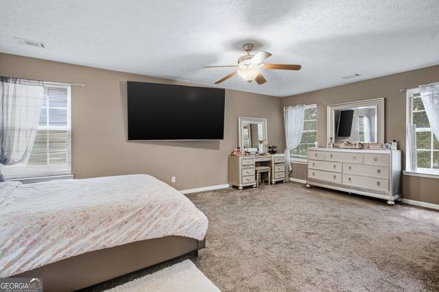 935 Lakeside Circle, Covington, GA 30016