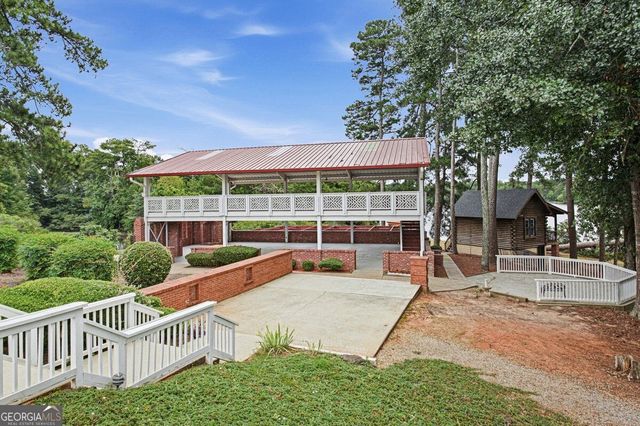935 Lakeside Circle, Covington, GA 30016