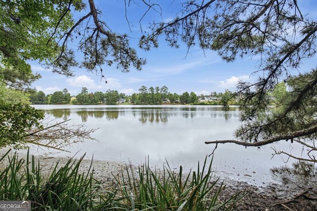 935 Lakeside Circle, Covington, GA 30016