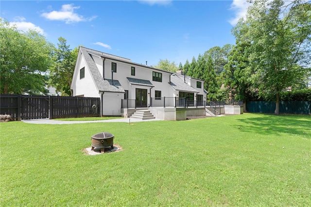 4562 Columns Drive, Marietta, GA 30067