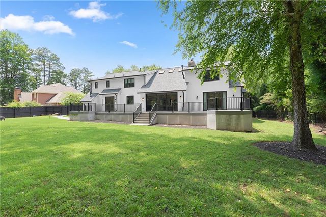 4562 Columns Drive, Marietta, GA 30067