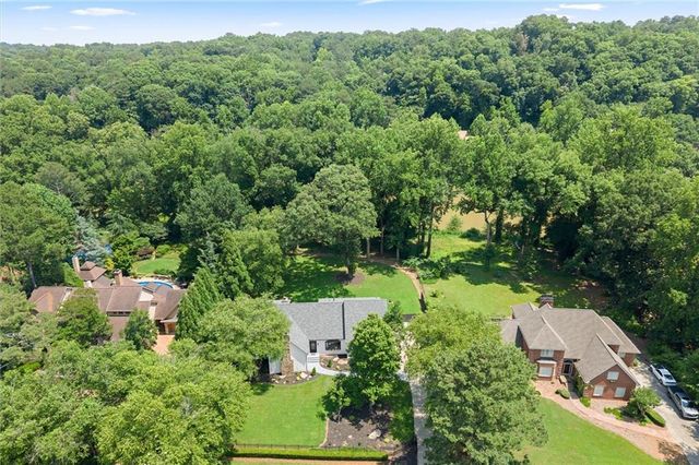 4562 Columns Drive, Marietta, GA 30067