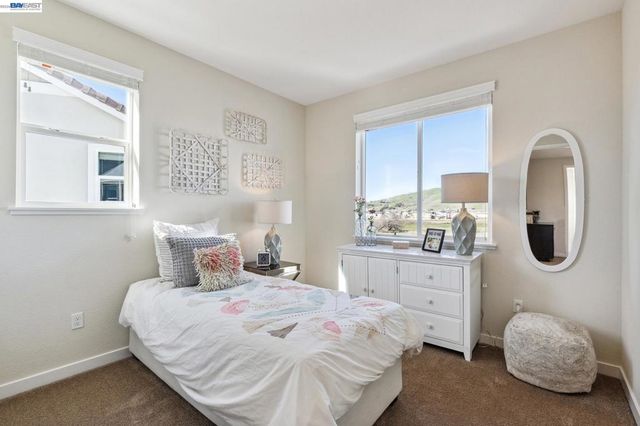 2417 Golden Way, Fairfield, CA 94533