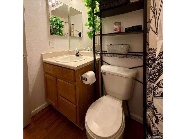 5325 E 100th Dr, Thornton, CO 80229