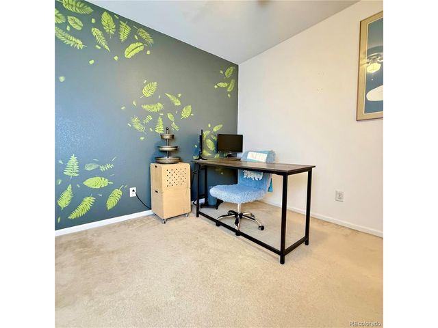 5325 E 100th Dr, Thornton, CO 80229