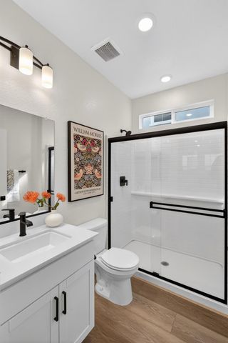 10156 Zane Way, Elk Grove, CA 95757