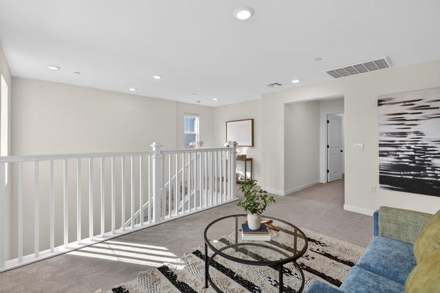 10156 Zane Way, Elk Grove, CA 95757