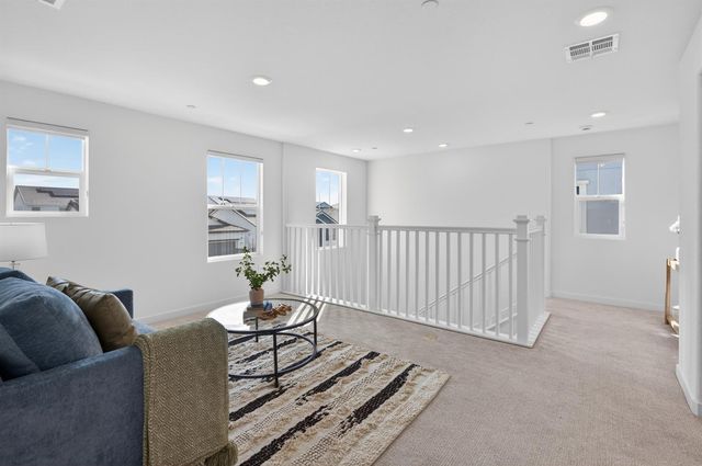 10156 Zane Way, Elk Grove, CA 95757