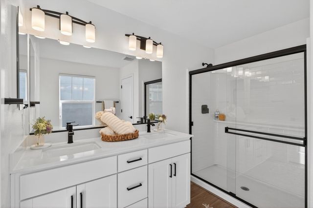 10156 Zane Way, Elk Grove, CA 95757