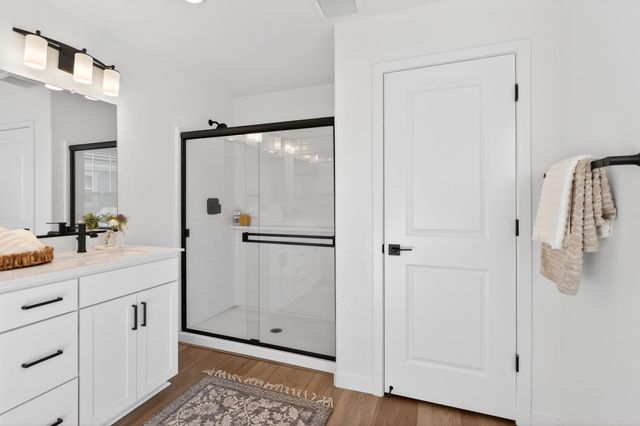 10156 Zane Way, Elk Grove, CA 95757