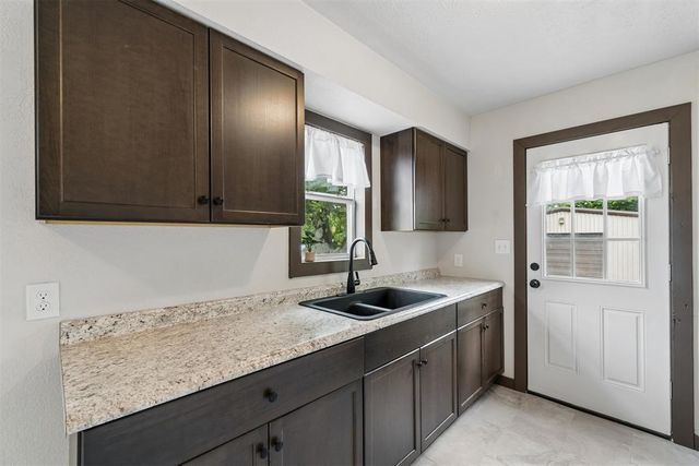 1412 Magnolia Lane, Midwest City, OK 73110
