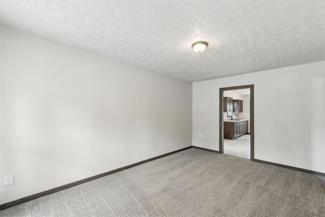 1412 Magnolia Lane, Midwest City, OK 73110