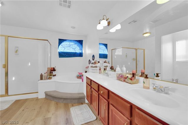 10568 Salmon Leap Street, Las Vegas, NV 89183