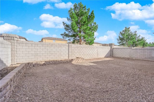 10568 Salmon Leap Street, Las Vegas, NV 89183