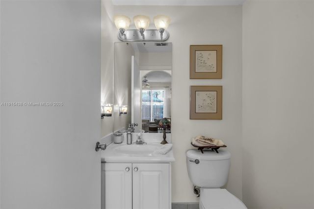 11438 NW 62nd Ter 223, Doral, FL 33178